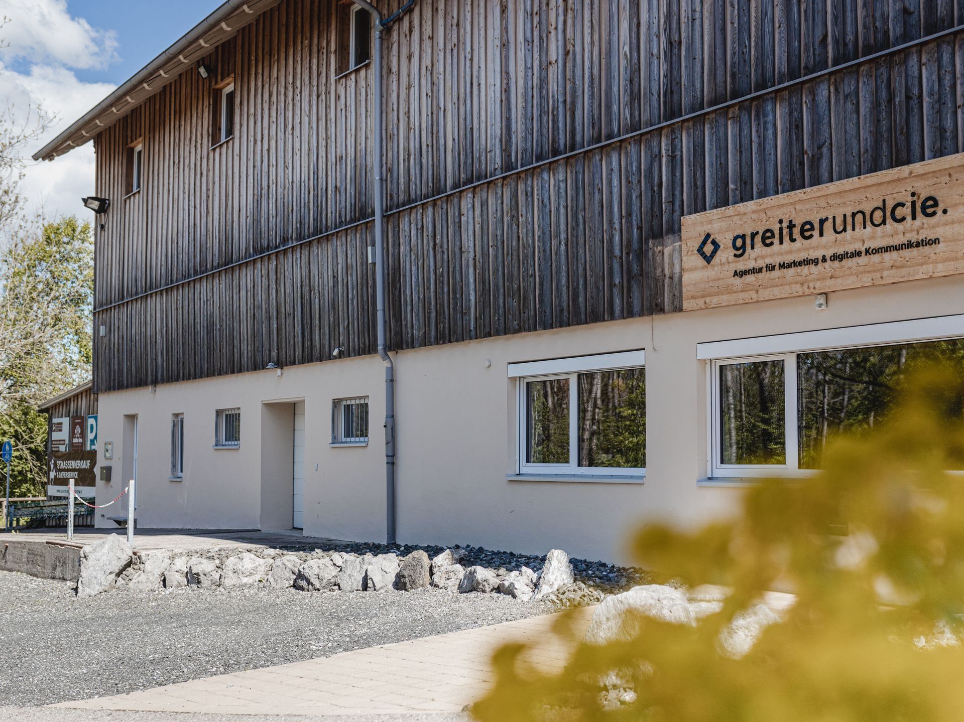 Außenansicht Bachtelweiher Lager