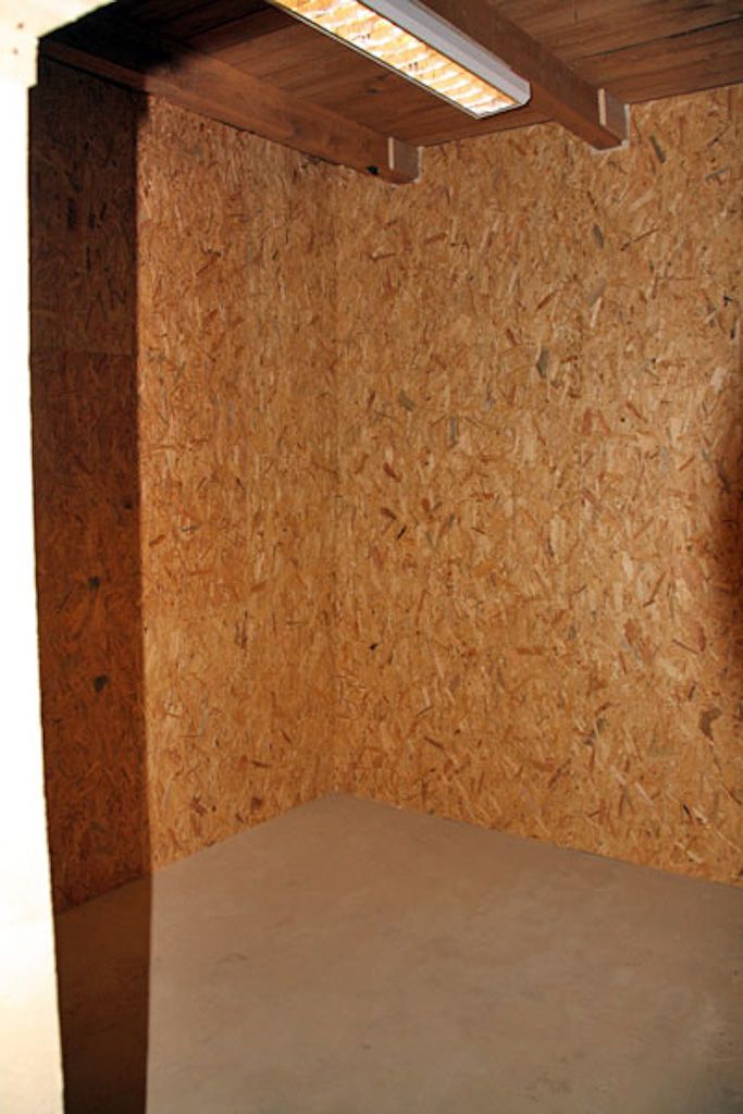 Lagerbox 8 von innen